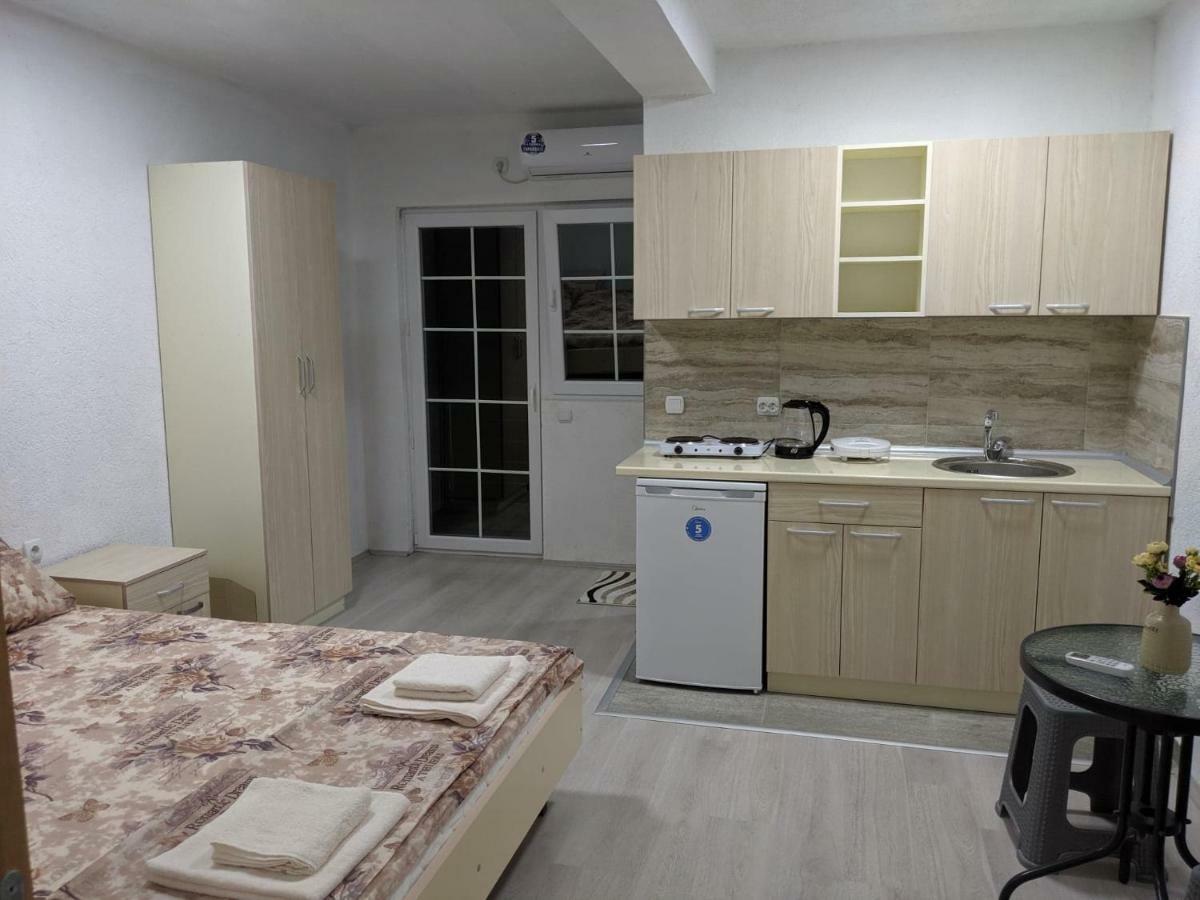 Apartments Groshev Dojran Exterior photo